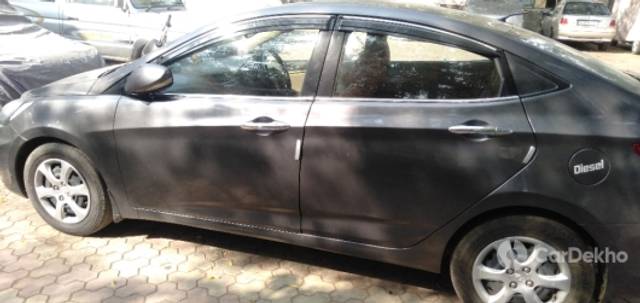 https://stimg2.cardekho.com/images/usedcarimages/large/2-2023/3602378/IMG20221115141046.jpg?imwidth=6401