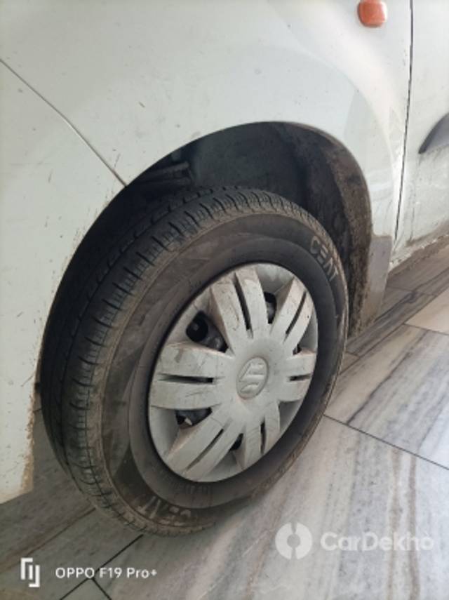 https://stimg2.cardekho.com/images/usedcarimages/large/2-2023/3603656/IMG20230203082407.jpg?imwidth=6401