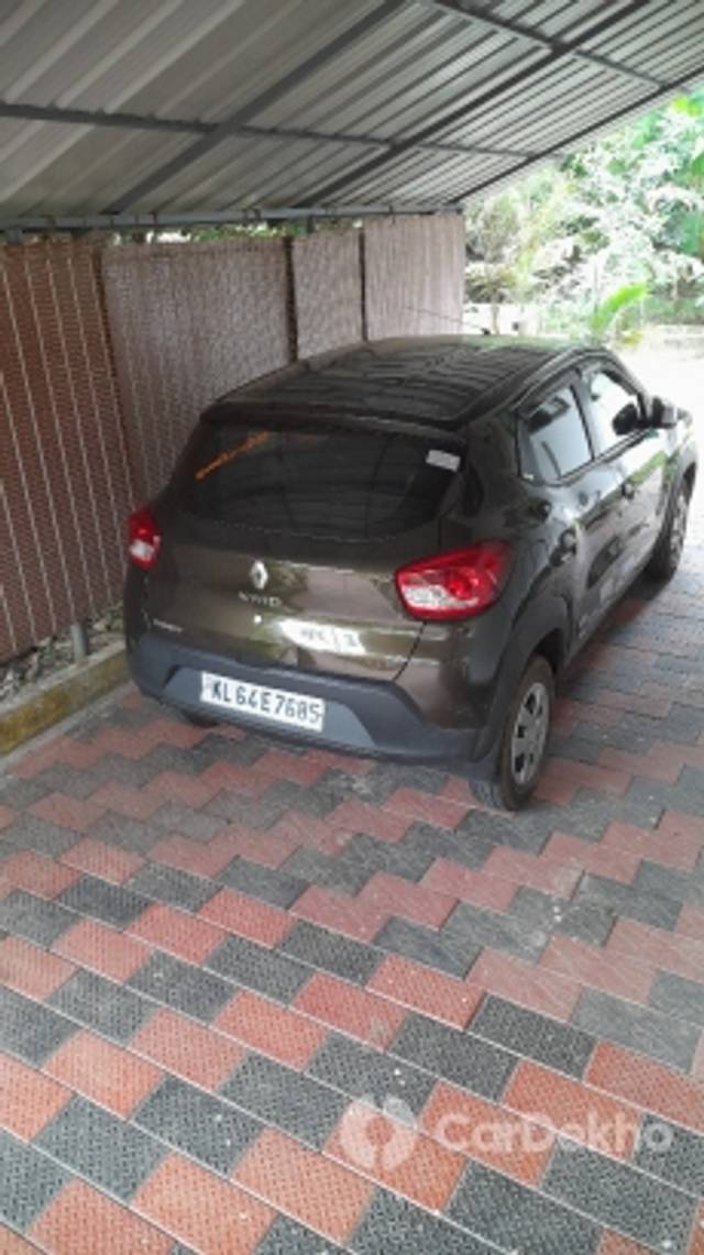 https://stimg2.cardekho.com/images/usedcarimages/large/2-2023/3603894/IMG-20230203-WA0020.jpg?imwidth=6400