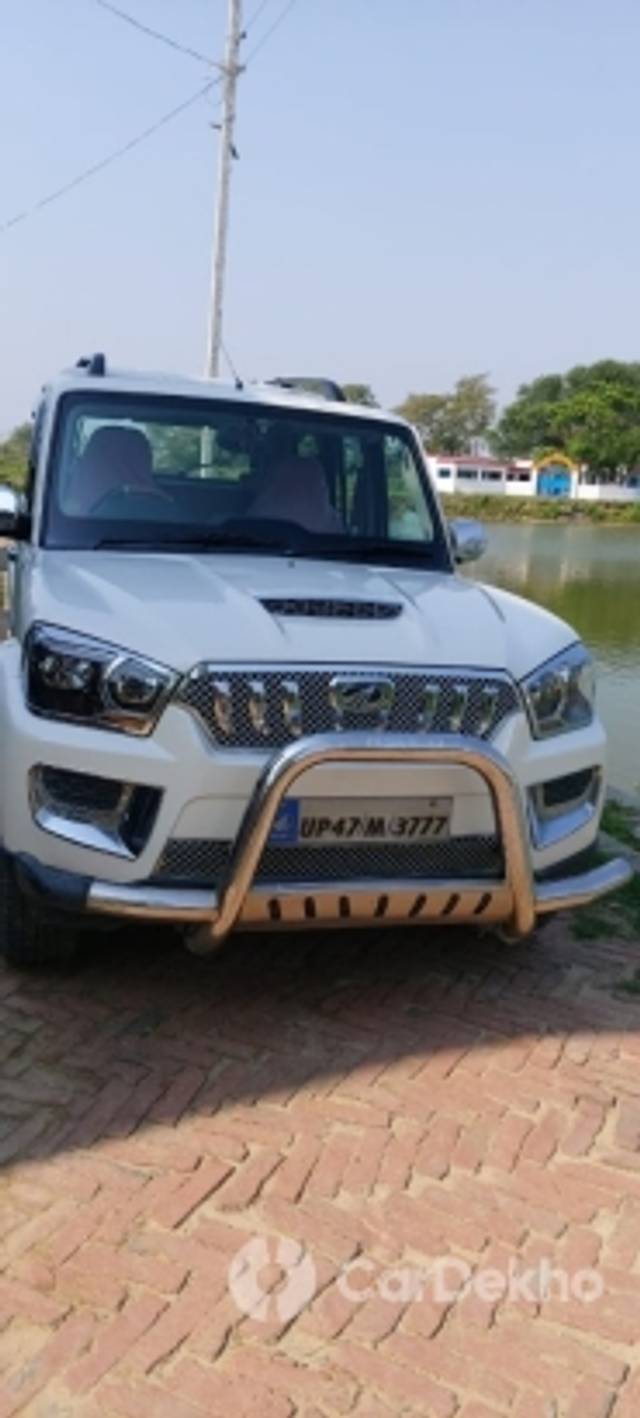 https://stimg2.cardekho.com/images/usedcarimages/large/2-2023/3603952/IMG-2.jpg?imwidth=6400