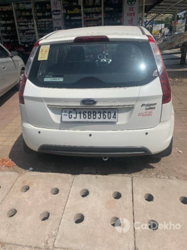 https://stimg2.cardekho.com/images/usedcarimages/large/2-2023/3604931/4311FF96-5E26-43EA-9332-753E6A068B9B.jpg?imwidth=6400