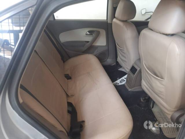 https://stimg2.cardekho.com/images/usedcarimages/large/2-2023/3605249/IMG-20230201-WA0003.jpg?imwidth=6402
