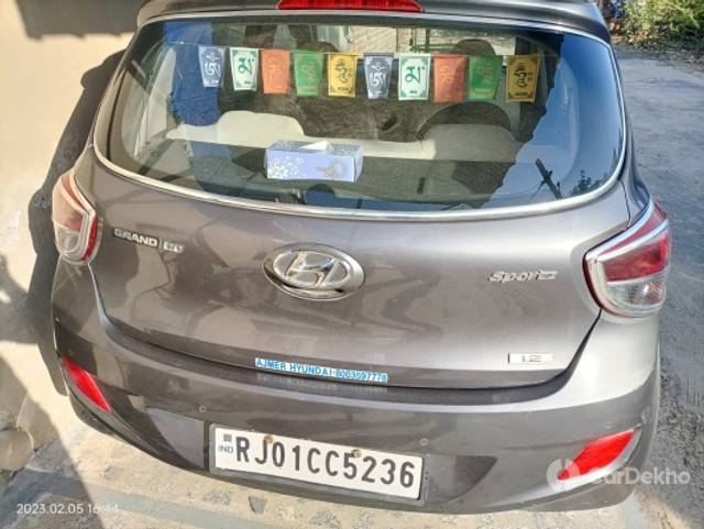 https://stimg2.cardekho.com/images/usedcarimages/large/2-2023/3605800/IMG-20230205-WA00130.jpg?imwidth=6402