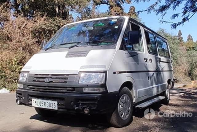 https://stimg2.cardekho.com/images/usedcarimages/large/2-2023/3605915/w5.jpg?imwidth=6400
