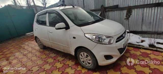 https://stimg2.cardekho.com/images/usedcarimages/large/2-2023/3606154/IMG_20230122_1409033.jpg?imwidth=6400