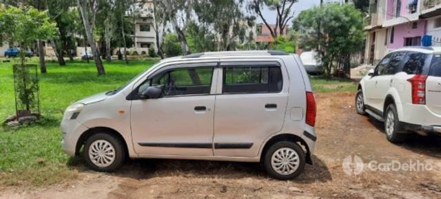 https://stimg2.cardekho.com/images/usedcarimages/large/2-2023/3606801/IMG-20210814-WA0027.jpg?imwidth=6401
