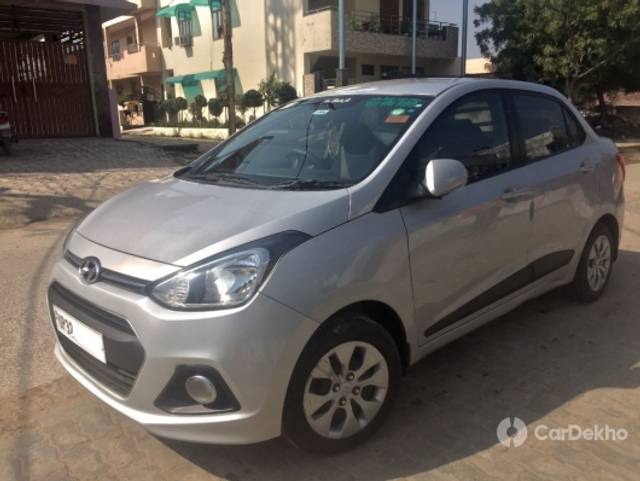 https://stimg2.cardekho.com/images/usedcarimages/large/2-2023/3607072/xcent1.jpg?imwidth=6402