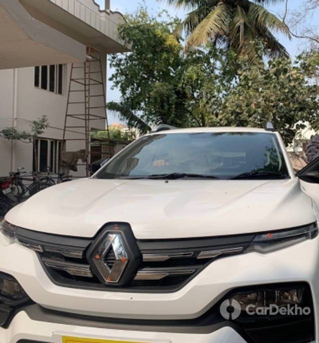 https://stimg2.cardekho.com/images/usedcarimages/large/2-2023/3608050/3AEE6184-CE99-4D07-ACA6-E34A7FD33A34.jpg?imwidth=6400