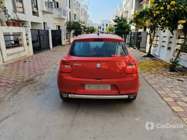https://stimg2.cardekho.com/images/usedcarimages/large/2-2023/3608411/2c1.jpg?imwidth=6401