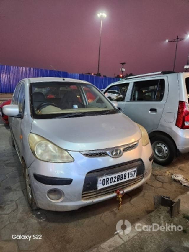 https://stimg2.cardekho.com/images/usedcarimages/large/2-2023/3608841/20230114_175031.jpg?imwidth=6401