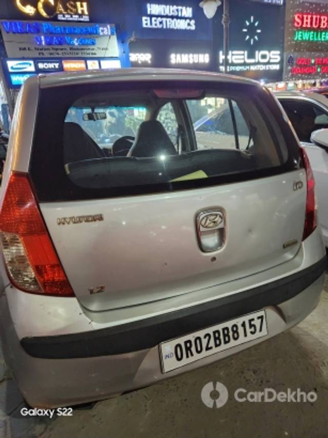 https://stimg2.cardekho.com/images/usedcarimages/large/2-2023/3608841/20230114_175110.jpg?imwidth=6400