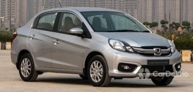 https://stimg2.cardekho.com/images/usedcarimages/large/2-2023/3609867/IMG_20230208_223115.jpg?imwidth=6400