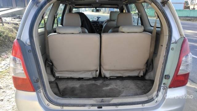 https://stimg2.cardekho.com/images/usedcarimages/large/2-2023/3609950/IMG-20230205-WA0014.jpg?imwidth=6401