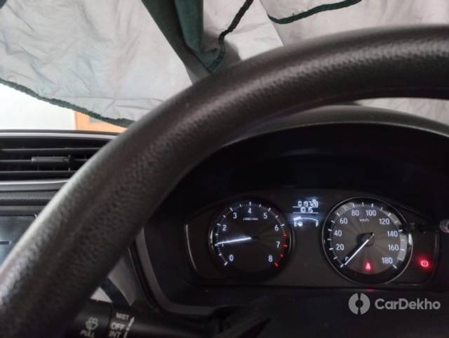 https://stimg2.cardekho.com/images/usedcarimages/large/2-2023/3610009/IMG-20230209-WA0003.jpg?imwidth=6400