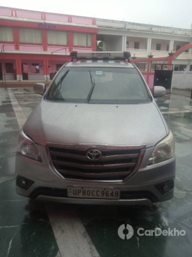 https://stimg2.cardekho.com/images/usedcarimages/large/2-2023/3610086/IMG_20221011_120624_104.jpg?imwidth=6401