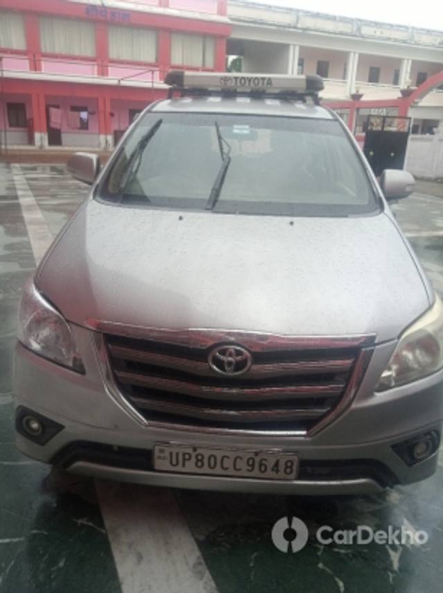 https://stimg2.cardekho.com/images/usedcarimages/large/2-2023/3610086/IMG_20221011_120634_216.jpg?imwidth=6400