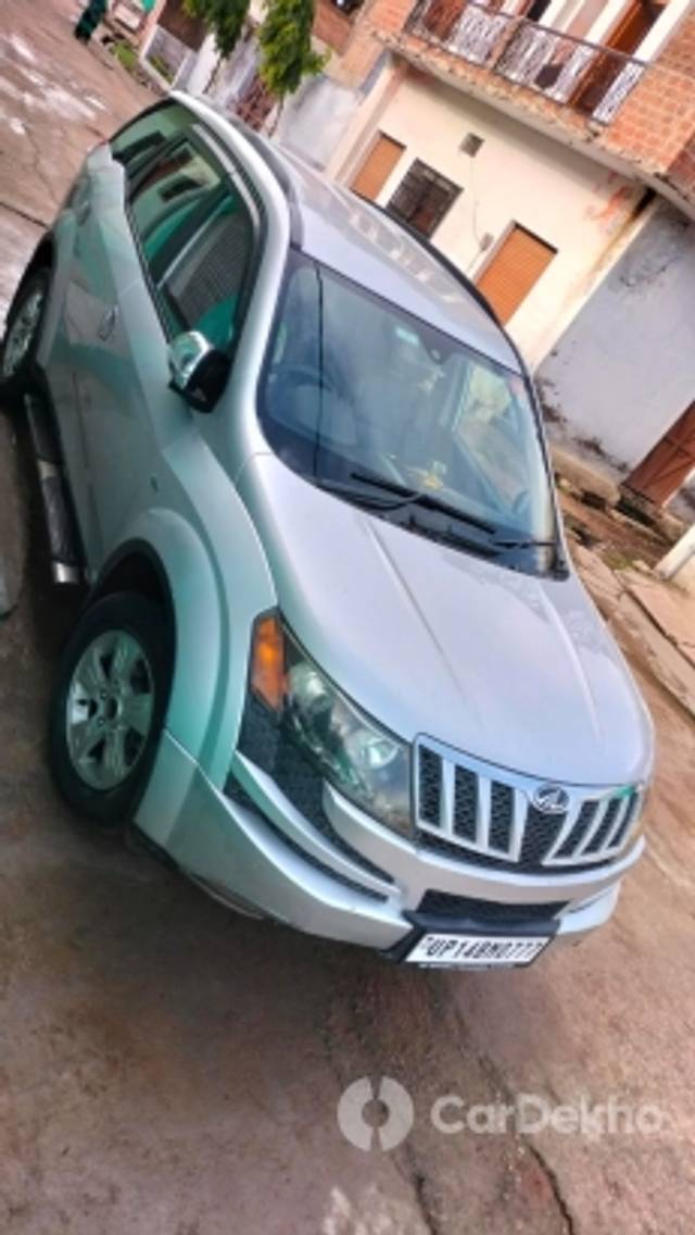 https://stimg2.cardekho.com/images/usedcarimages/large/2-2023/3610165/IMG-20230207-WA0023.jpg?imwidth=6400
