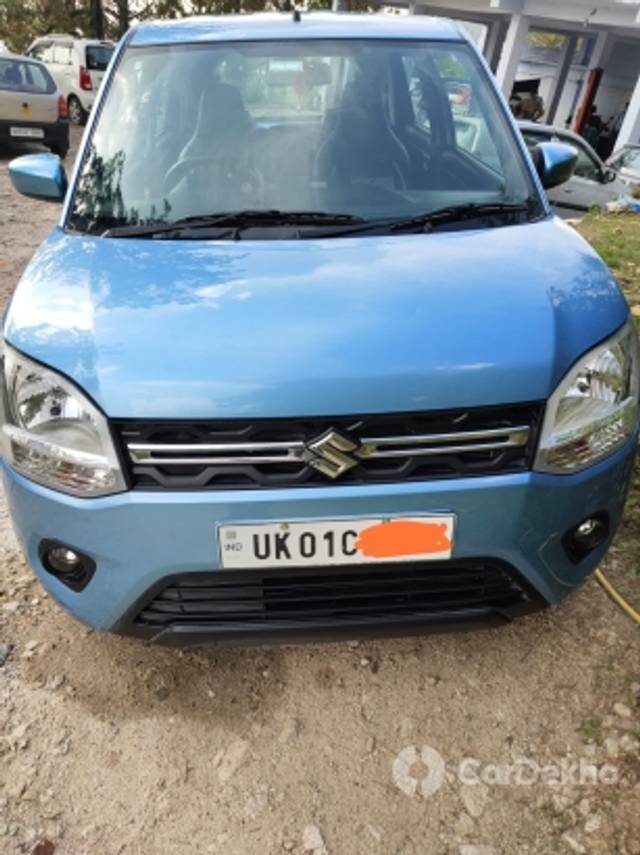 https://stimg2.cardekho.com/images/usedcarimages/large/2-2023/3610168/2A9E150B-4D5C-4AE7-9867-8673C8F53FD3.jpg?imwidth=6400