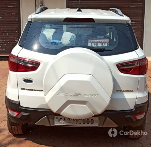 https://stimg2.cardekho.com/images/usedcarimages/large/2-2023/3610456/IMG_20230209_152343.jpg?imwidth=6402
