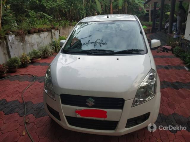 https://stimg2.cardekho.com/images/usedcarimages/large/2-2023/3611170/IMG_20230209_093655.jpg?imwidth=6400