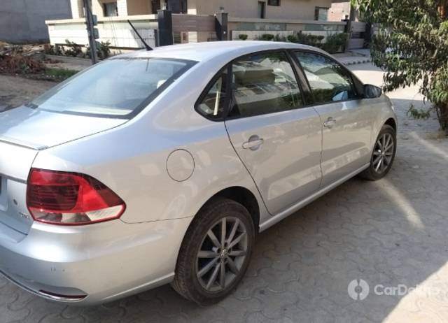 https://stimg2.cardekho.com/images/usedcarimages/large/2-2023/3611285/20230210_122543.jpg?imwidth=6400