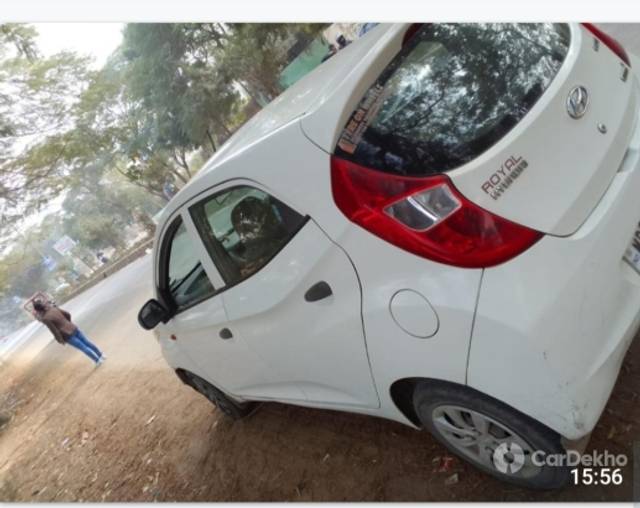 https://stimg2.cardekho.com/images/usedcarimages/large/2-2023/3611456/20230210_160150.jpg?imwidth=6401
