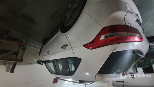 https://stimg2.cardekho.com/images/usedcarimages/large/2-2023/3611496/20220718_221338.jpg?imwidth=6400