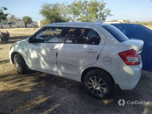 https://stimg2.cardekho.com/images/usedcarimages/large/2-2023/3611589/IMG_20230210_161422.jpg?imwidth=6402