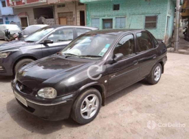 https://stimg2.cardekho.com/images/usedcarimages/large/2-2023/3612077/Screenshot_2023-02-11-12-03-30-708-edit_com.google.android.apps.photos.jpg?imwidth=6401