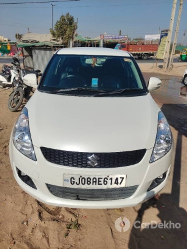 https://stimg2.cardekho.com/images/usedcarimages/large/2-2023/3612189/IMG_20230121_110004.jpg?imwidth=6401