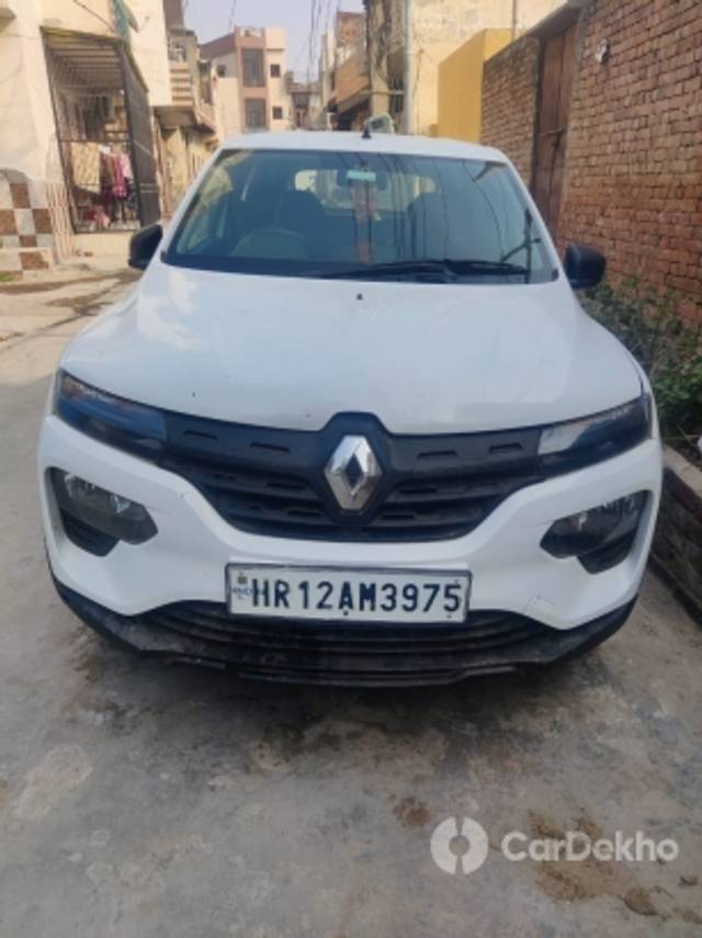 https://stimg2.cardekho.com/images/usedcarimages/large/2-2023/3612739/IMG-20230211-WA00232.jpg?imwidth=6400