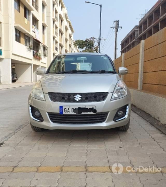 https://stimg2.cardekho.com/images/usedcarimages/large/2-2023/3613129/20230124_104536.jpg?imwidth=6401