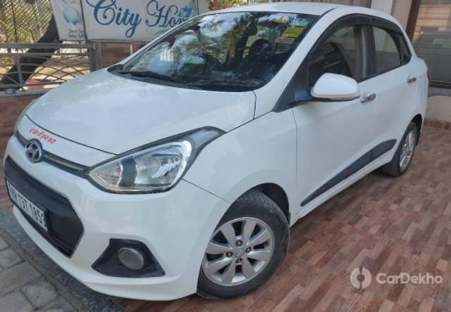 https://stimg2.cardekho.com/images/usedcarimages/large/2-2023/3613212/20230210_131241.jpg?imwidth=6400