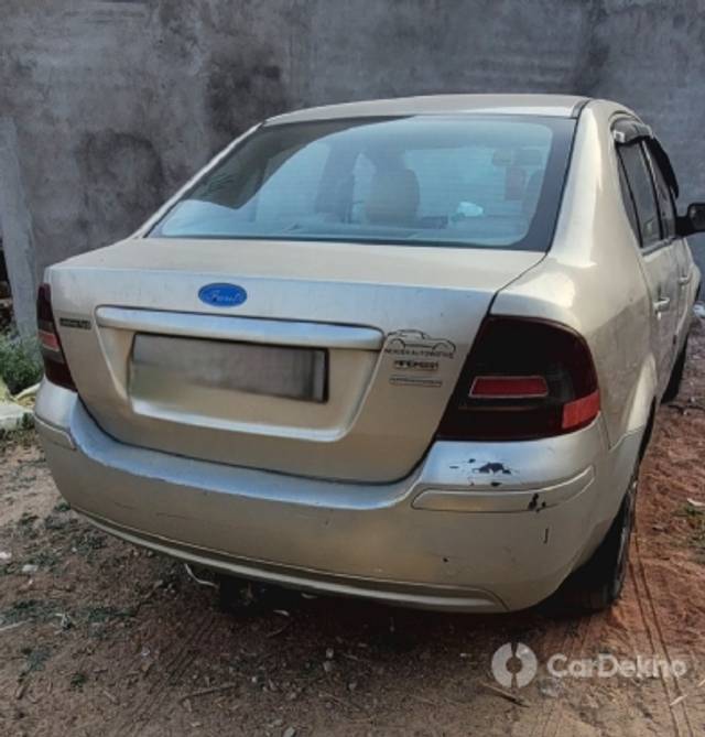 https://stimg2.cardekho.com/images/usedcarimages/large/2-2023/3613246/20230204_170259.jpg?imwidth=6401