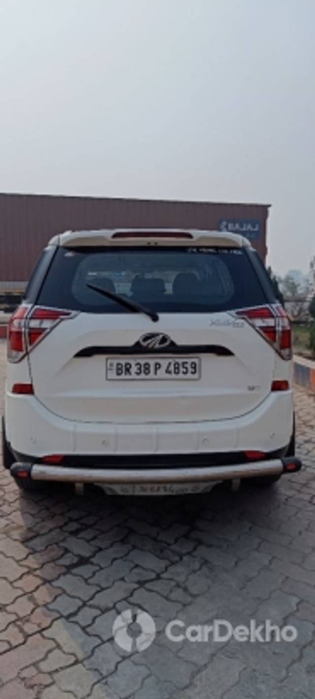 https://stimg2.cardekho.com/images/usedcarimages/large/2-2023/3613334/16760490637104.jpg?imwidth=6401