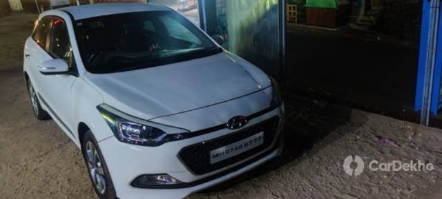 https://stimg2.cardekho.com/images/usedcarimages/large/2-2023/3613465/IMG-20230207-WA0008.jpg?imwidth=6401