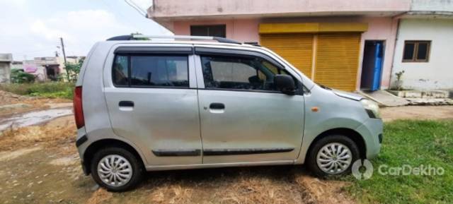 https://stimg2.cardekho.com/images/usedcarimages/large/2-2023/3614324/IMG-20220110-WA0008.jpg?imwidth=6401