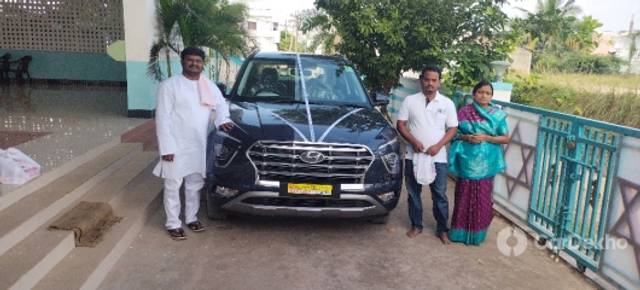 https://stimg2.cardekho.com/images/usedcarimages/large/2-2023/3614764/IMG_20221225_143741.jpg?imwidth=6401