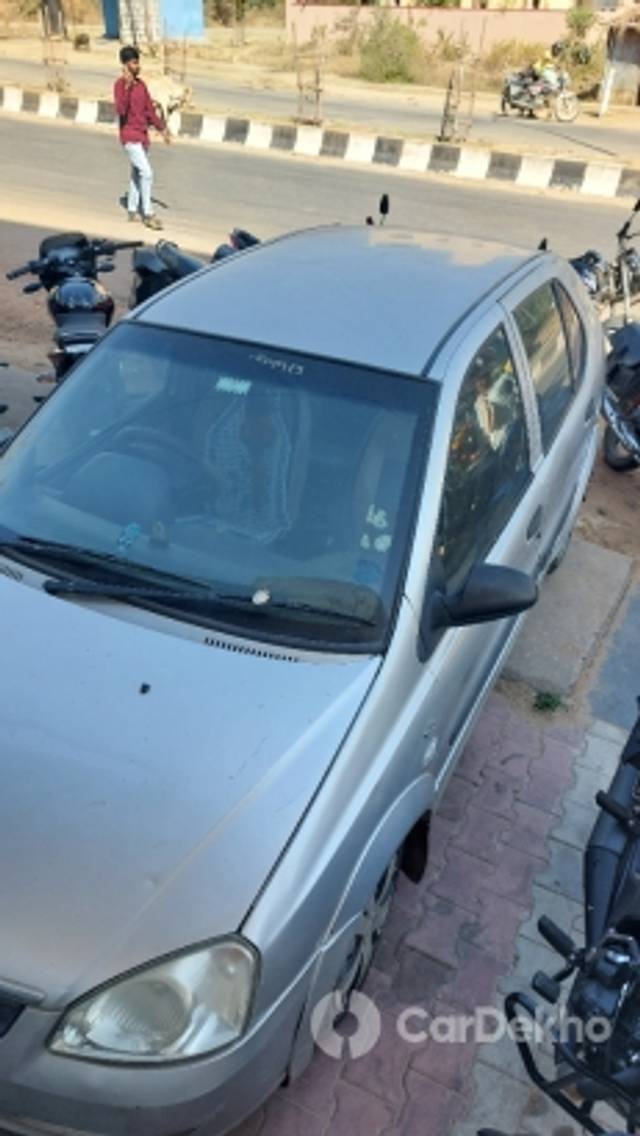 https://stimg2.cardekho.com/images/usedcarimages/large/2-2023/3614889/20230215_150712.jpg?imwidth=6400