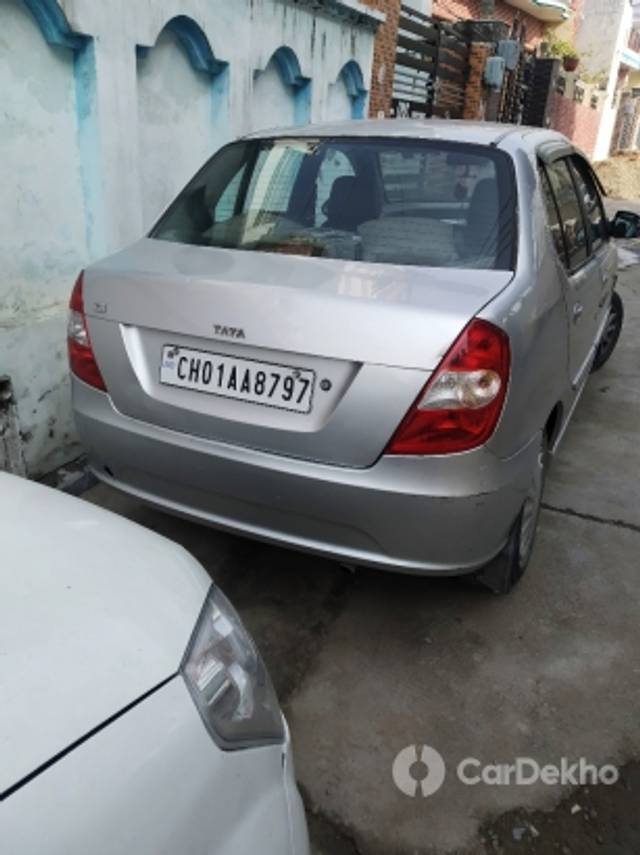 https://stimg2.cardekho.com/images/usedcarimages/large/2-2023/3615250/IMG_20230211_103303.jpg?imwidth=6402