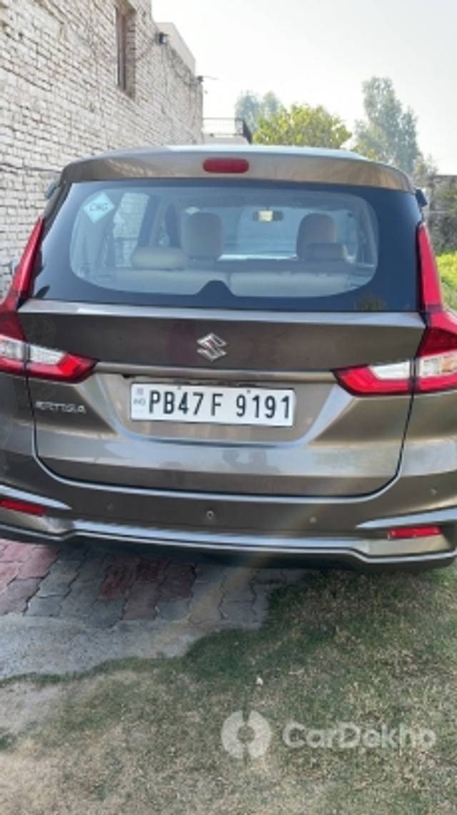 https://stimg2.cardekho.com/images/usedcarimages/large/2-2023/3615649/IMG-20230216-WA0002.jpg?imwidth=6401