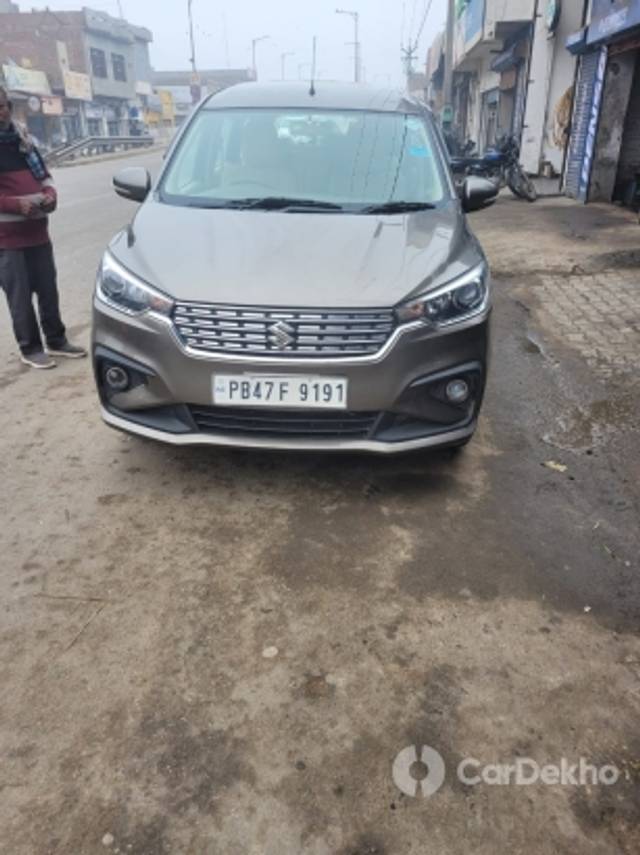 https://stimg2.cardekho.com/images/usedcarimages/large/2-2023/3615649/IMG-20230216-WA0008.jpg?imwidth=6402