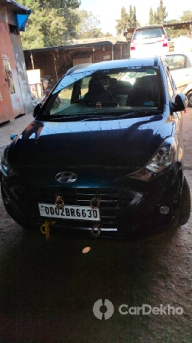 https://stimg2.cardekho.com/images/usedcarimages/large/2-2023/3616035/IMG-20230205-WA0002.jpg?imwidth=6400