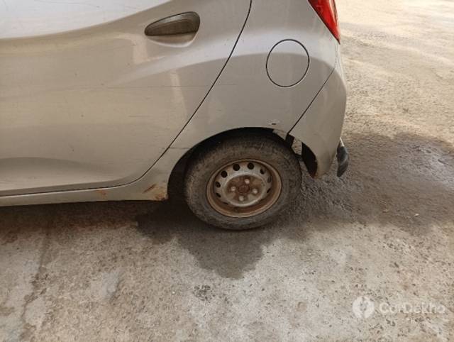 https://stimg2.cardekho.com/images/usedcarimages/large/2-2023/3616049/IMG_20230217_100439.jpg?imwidth=6402