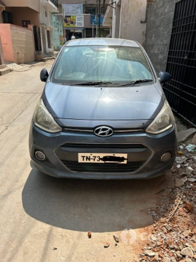 https://stimg2.cardekho.com/images/usedcarimages/large/2-2023/3616205/F401C919-36D3-4AEF-BBF5-DE4C0C2D42400.jpg?imwidth=6400
