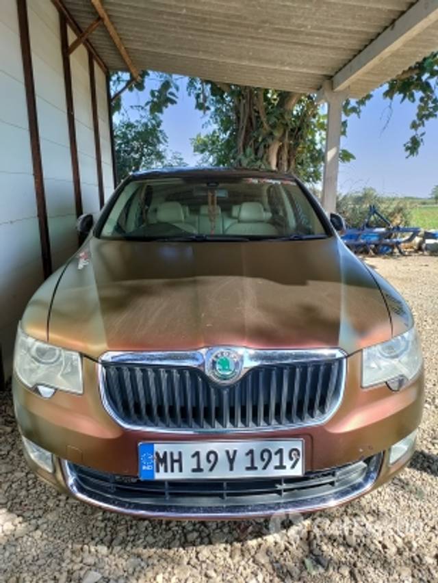 https://stimg2.cardekho.com/images/usedcarimages/large/2-2023/3616693/IMG_20230122_142820.jpg?imwidth=6400