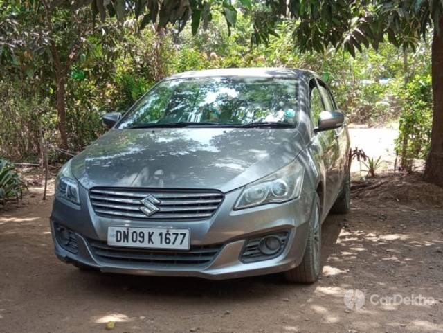 https://stimg2.cardekho.com/images/usedcarimages/large/2-2023/3617501/WhatsAppImage2023-02-16at9.54.07AM.jpg?imwidth=6400