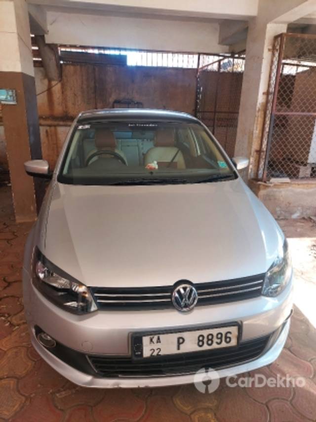 https://stimg2.cardekho.com/images/usedcarimages/large/2-2023/3617502/20221215_111709.jpg?imwidth=6402