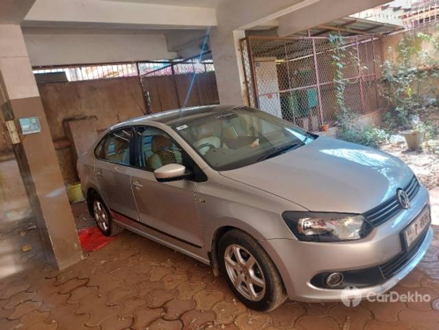https://stimg2.cardekho.com/images/usedcarimages/large/2-2023/3617502/20221215_111728.jpg?imwidth=6400