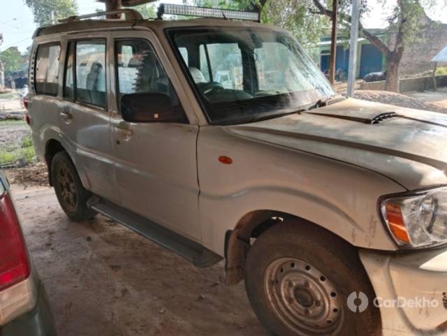 https://stimg2.cardekho.com/images/usedcarimages/large/2-2023/3617605/IMG-20221022-WA0006.jpg?imwidth=6402